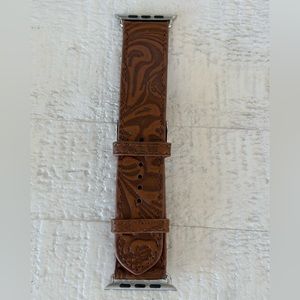 New tooled leather Apple Watch band 42/44mm